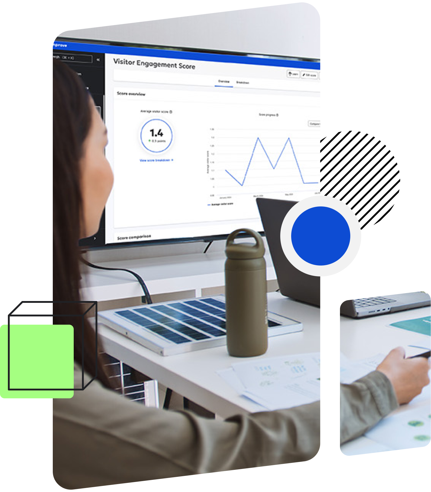 Person watching a presentation of the visitor engagement score in the Siteimprove platform.